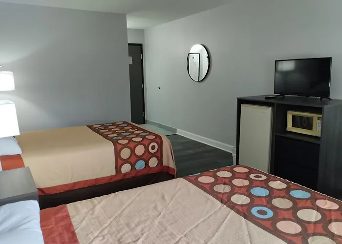 Super 8 By Wyndham Hotel Morris