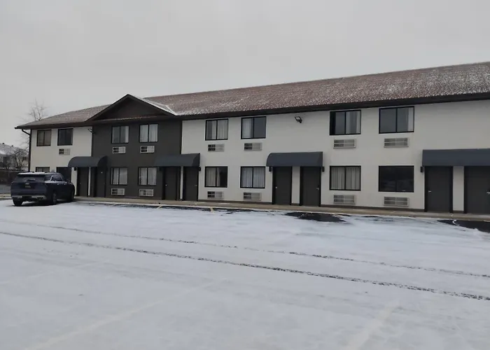Super 8 By Wyndham Hotel Morris