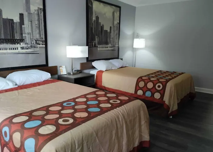 Super 8 By Wyndham Hotel